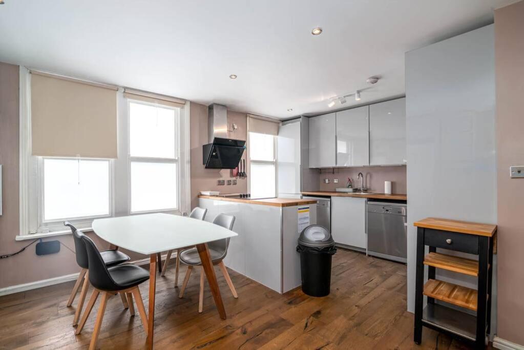 Luxury Apartment Located Near Marble Arch & Baker Street 런던 외부 사진