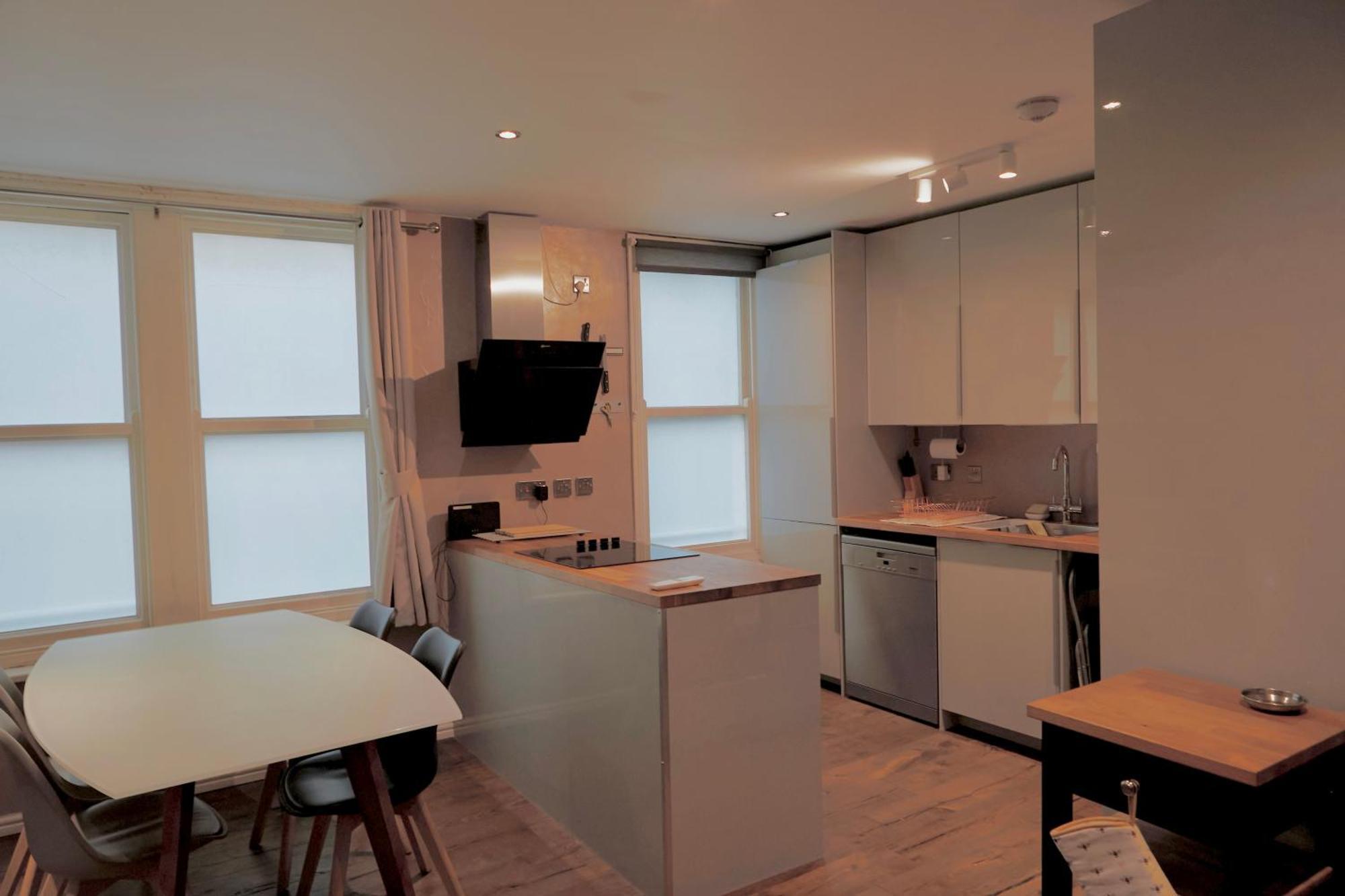 Luxury Apartment Located Near Marble Arch & Baker Street 런던 외부 사진